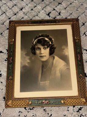 Vintage Women's Hair Styling Portrait Accessory - Gold and Green Frame